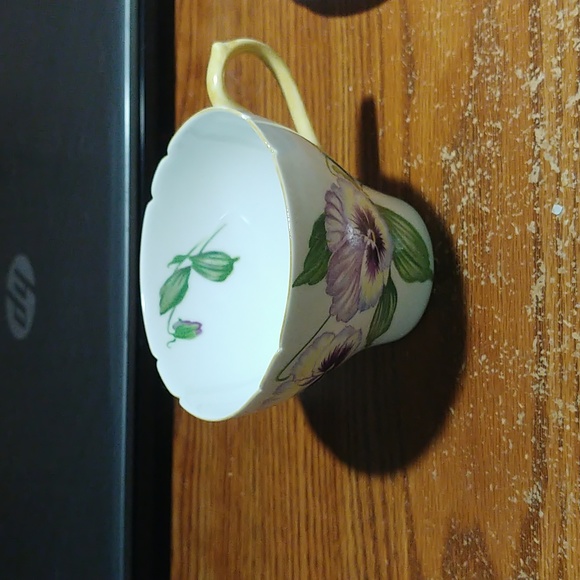 1950's antique pansy Shelley cup and saucer. - Picture 4 of 6